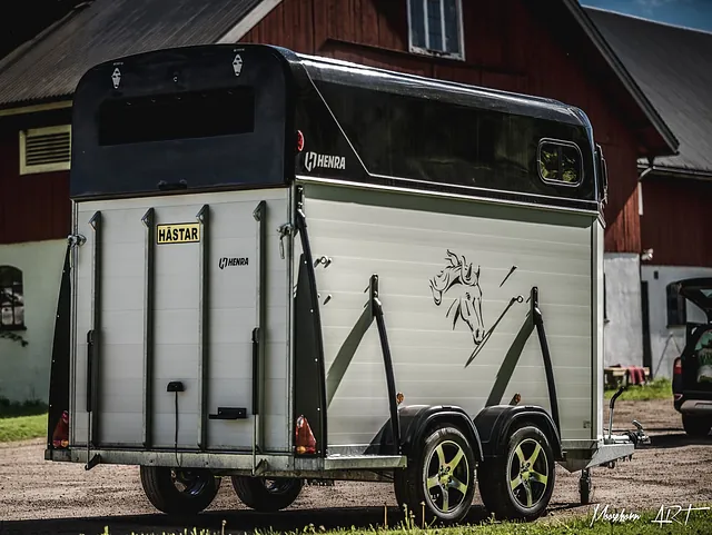 Hästtrailer