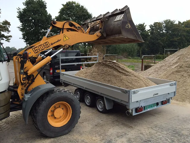 Tipp-trailer